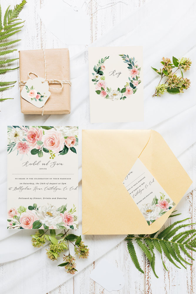 dusty-pink-peach-wedding-flowers-fern-card-envelopef-wooden-table